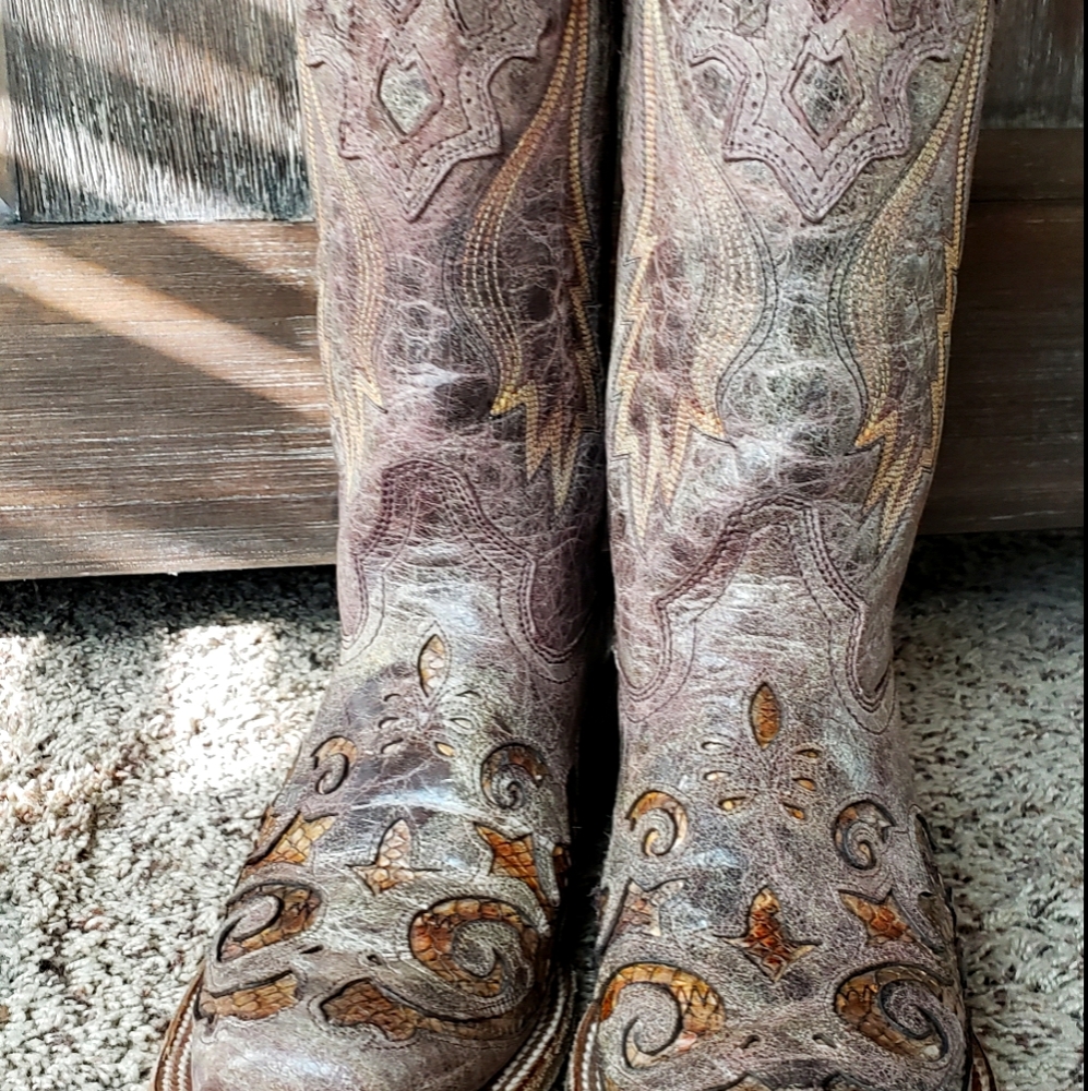 Gorgeous Corral Cowboy Boots